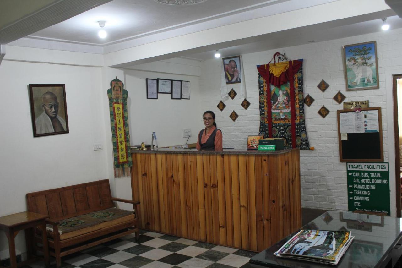 Pema Thang Hotel Кангра Экстерьер фото